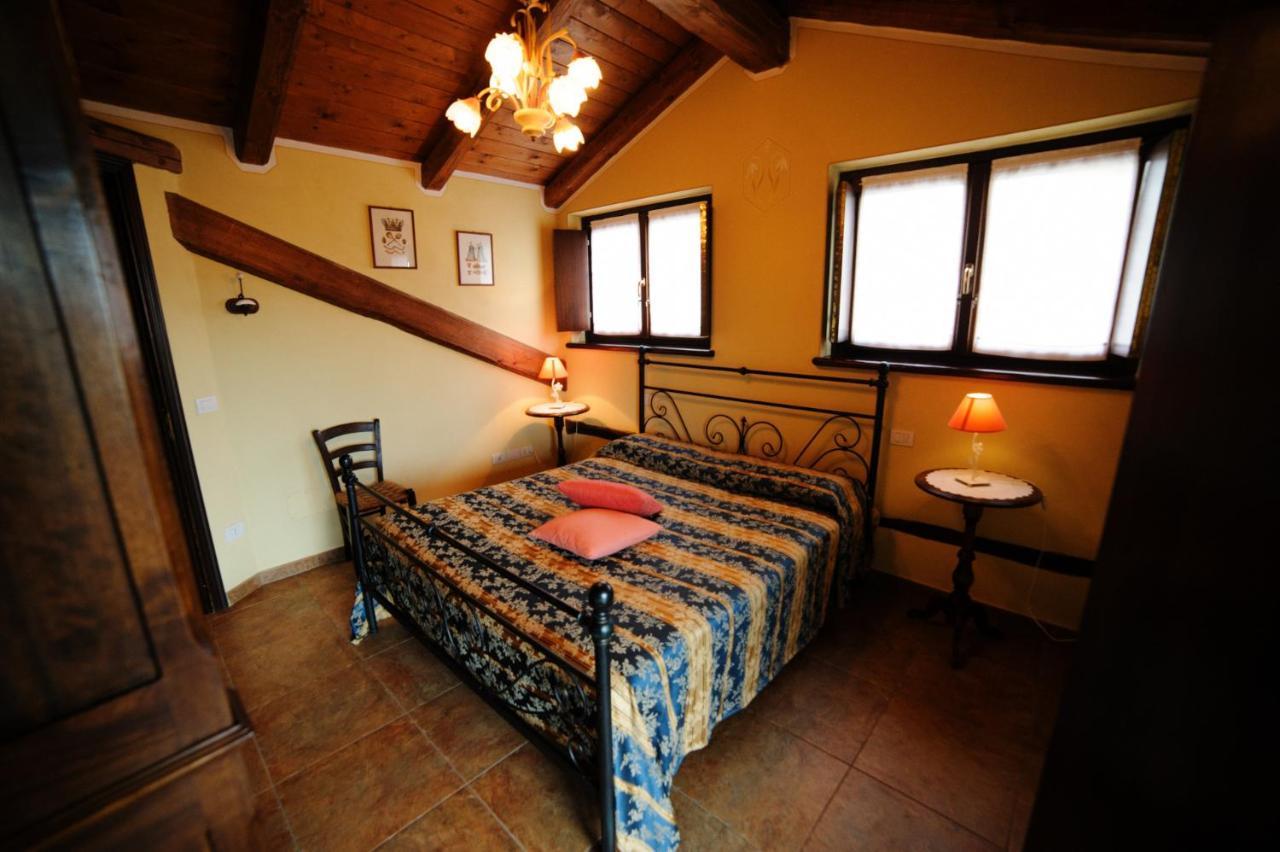 Sul Bric Dei Capalot Apartment La Morra Exterior photo